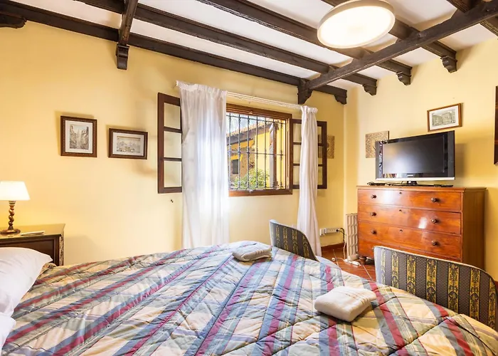 Home2book Traditional With Terrace & Pool