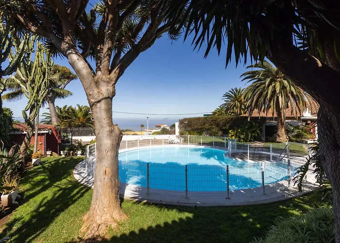 Home2book Traditional With Terrace & Pool Holiday home *