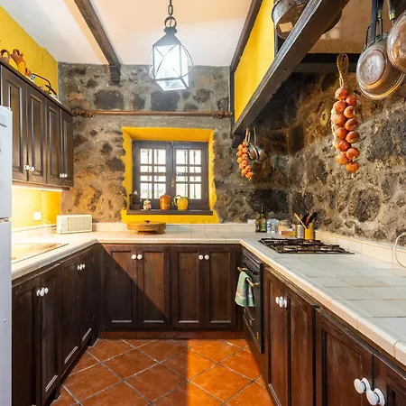 Home2book Traditional With Terrace & Pool Tacoronte