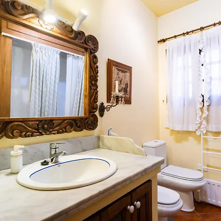 Home2book Traditional With Terrace & Pool * Такоронте