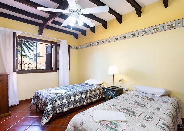 بيت للعطل Home2book Traditional With Terrace & Pool *